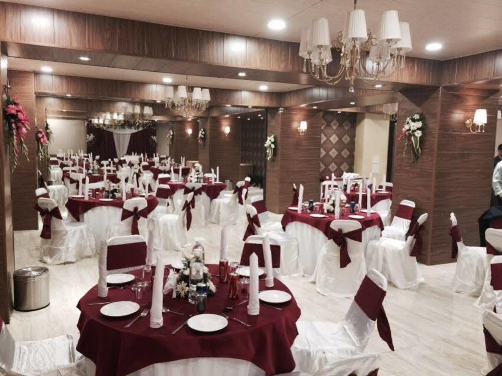 Hotel Pine Spring Wazir Bagh Srīnagar Eksteriør billede