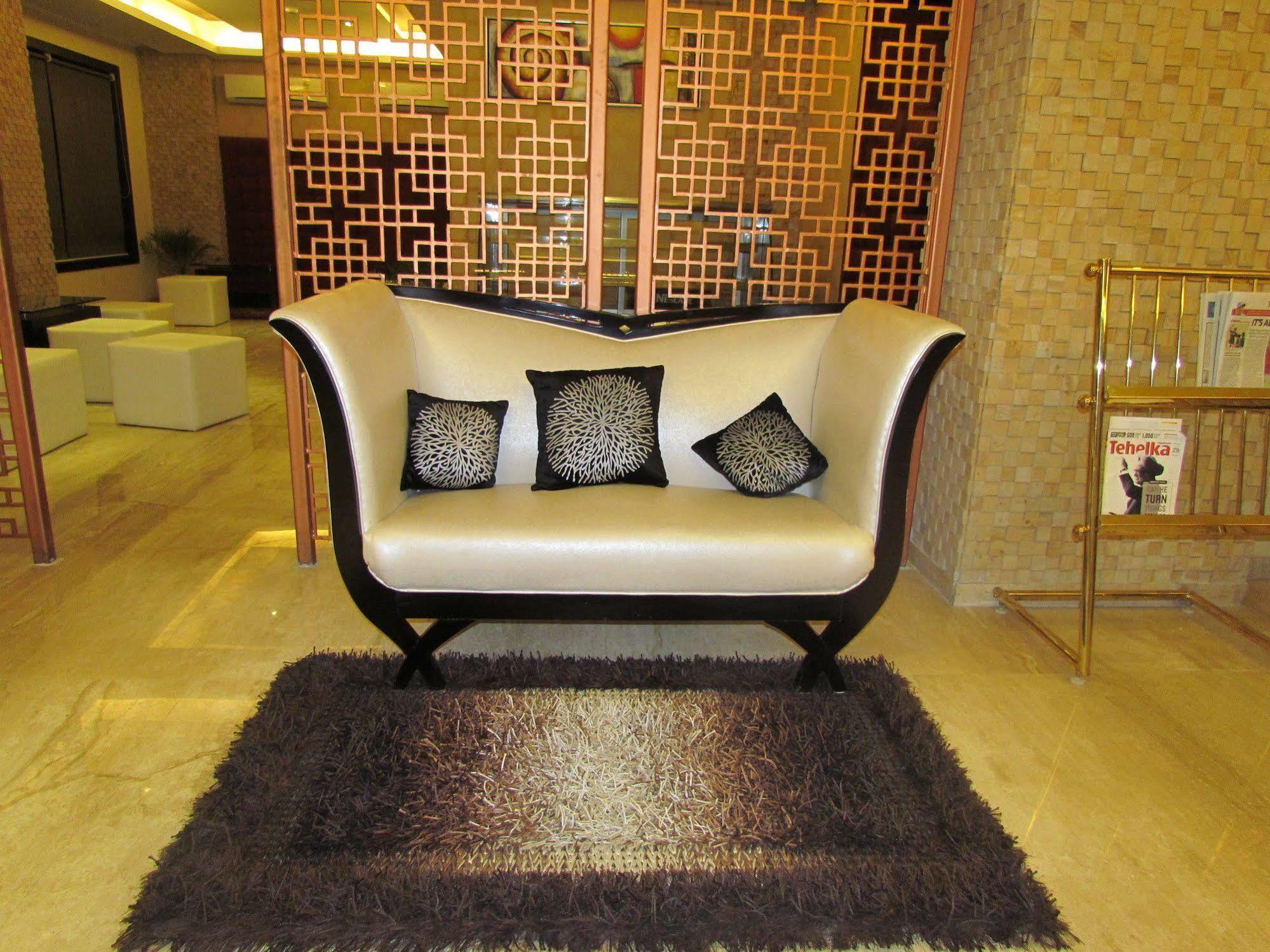 Hotel Pine Spring Wazir Bagh Srīnagar Eksteriør billede