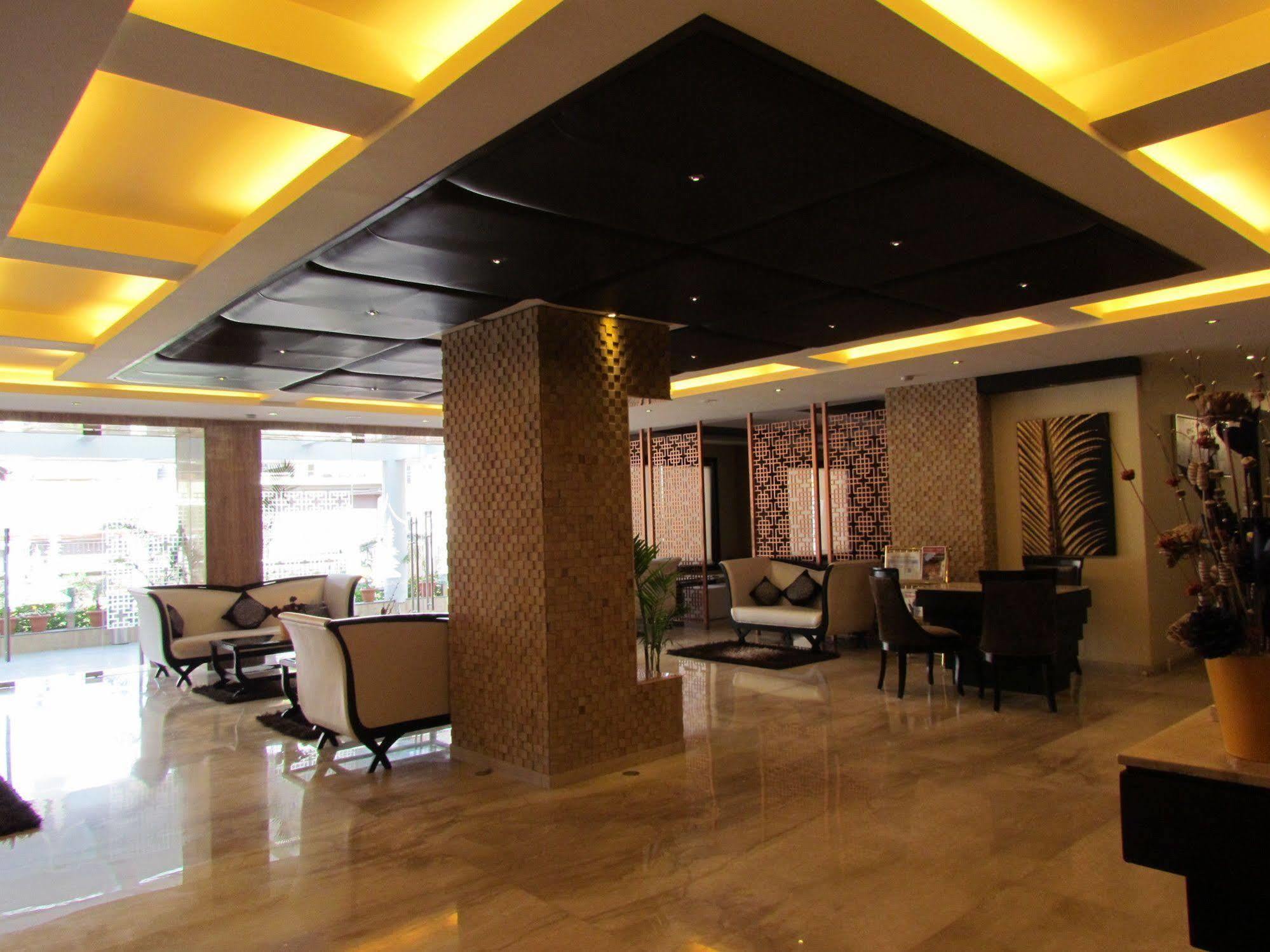 Hotel Pine Spring Wazir Bagh Srīnagar Eksteriør billede
